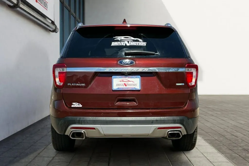 More photos of 2016 Ford Explorer Platinum Sport Utility 4D at Drive N-Motion Greeley, CO