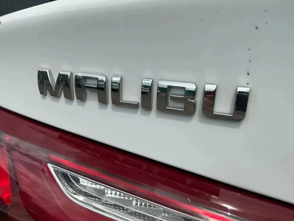 Chevrolet Malibu photo 19