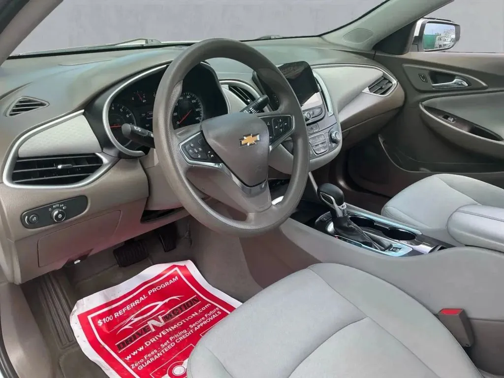 Chevrolet Malibu photo 13