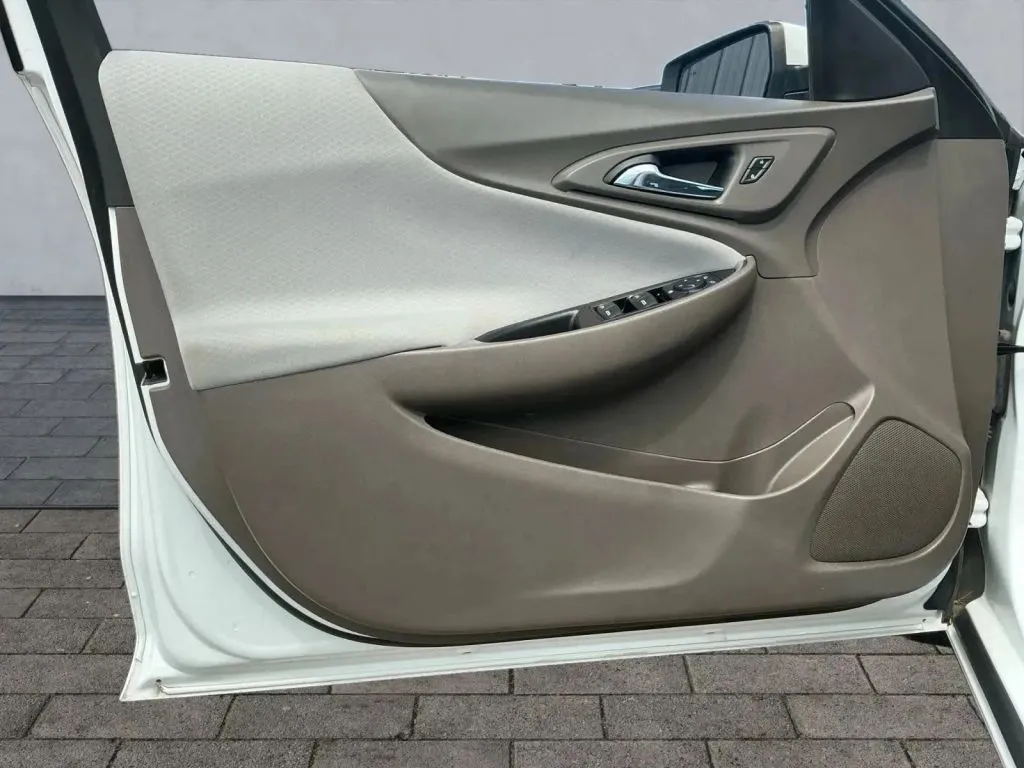 Chevrolet Malibu photo 10