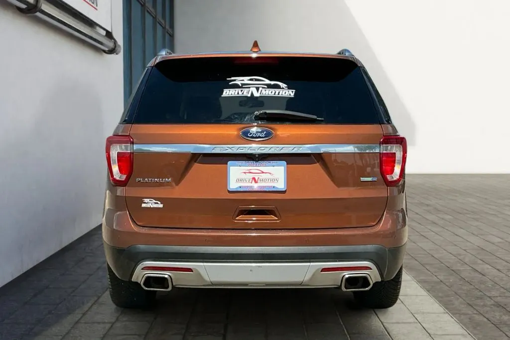 More photos of 2017 Ford Explorer Platinum Sport Utility 4D at Drive N-Motion Greeley, CO