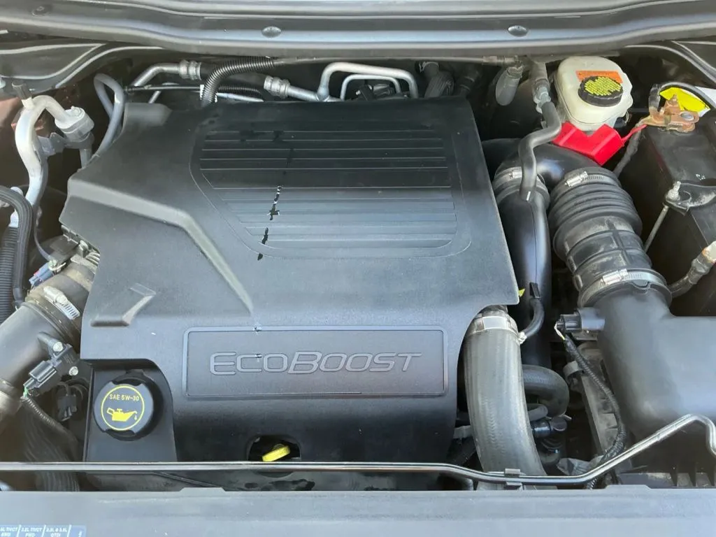 Ford Explorer photo 24
