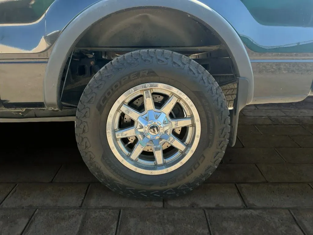 Ford F-150 photo 17