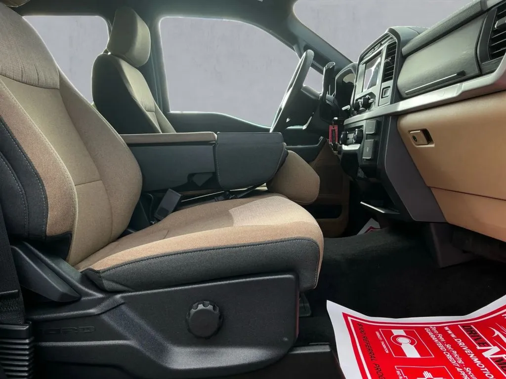 2023 Ford F-150 XLT - Photo 21