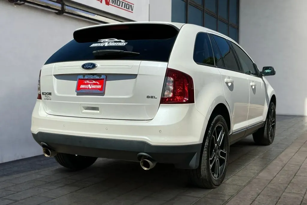 More photos of 2013 Ford Edge SEL Sport Utility 4D at Drive N-Motion Greeley, CO
