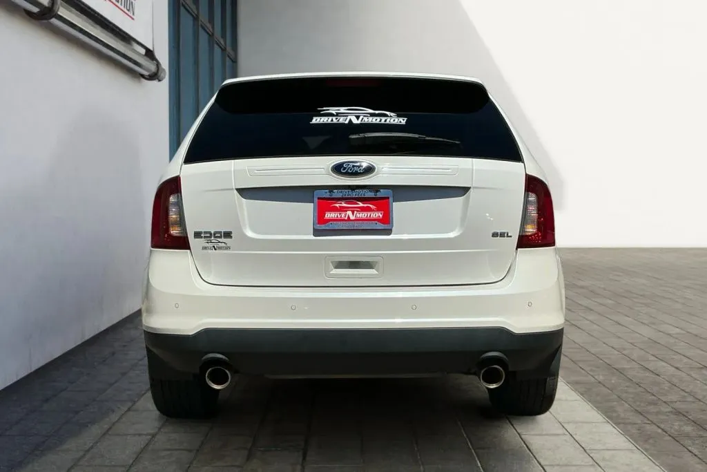 More photos of 2013 Ford Edge SEL Sport Utility 4D at Drive N-Motion Greeley, CO