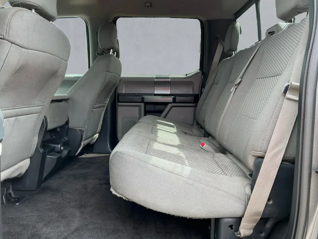 Ford F-150 photo 14