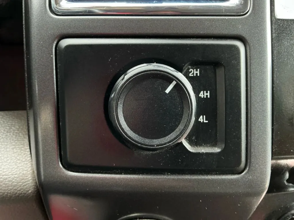 Ford F-150 photo 32