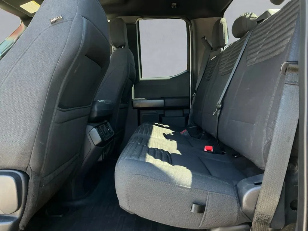 Ford F-150 photo 14