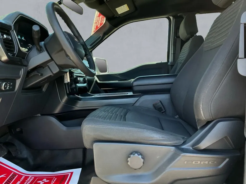 Ford F-150 photo 12