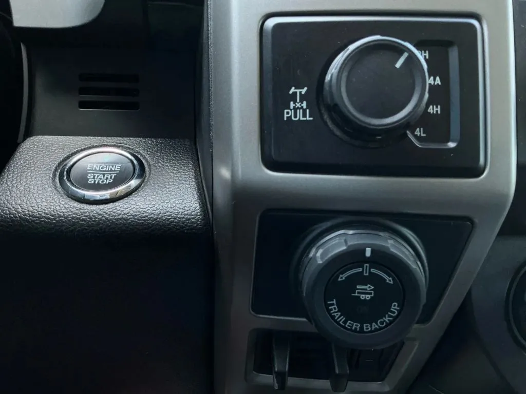 Ford F-150 photo 35
