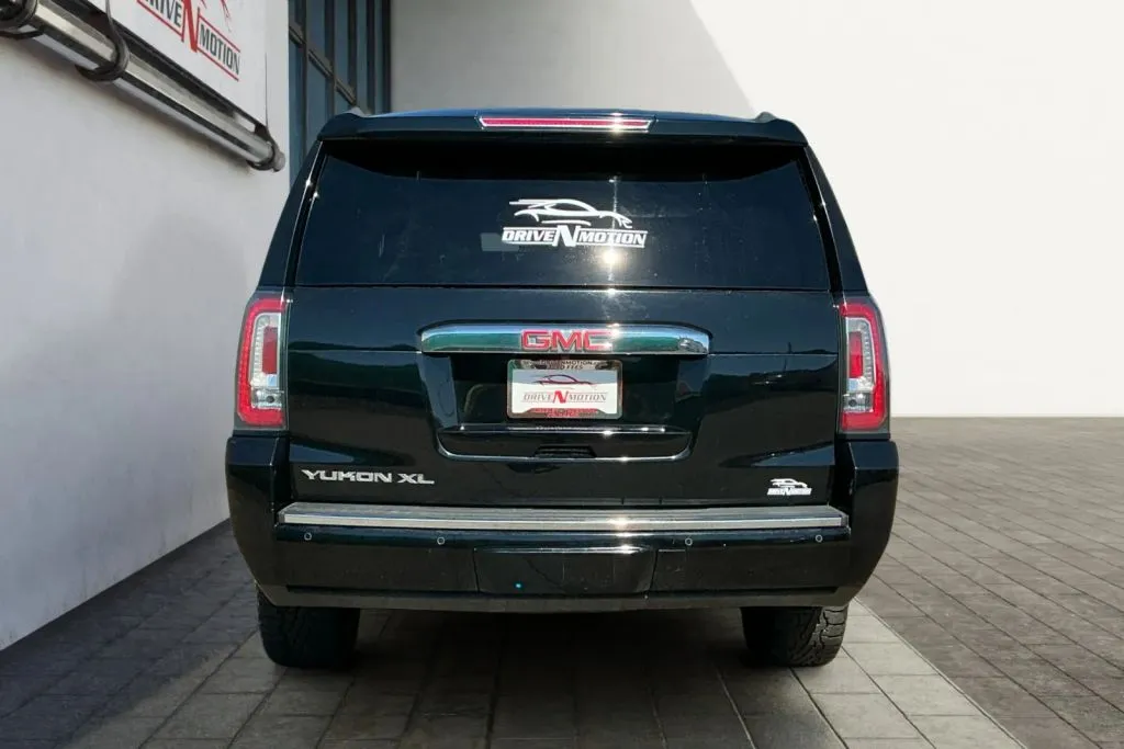 More photos of 2020 GMC Yukon XL Denali Sport Utility 4D at Drive N-Motion Greeley, CO