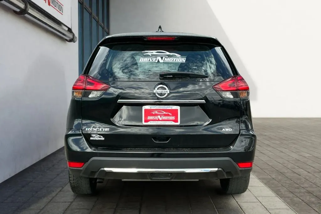 More photos of 2019 Nissan Rogue S Sport Utility 4D at Drive N-Motion Greeley, CO