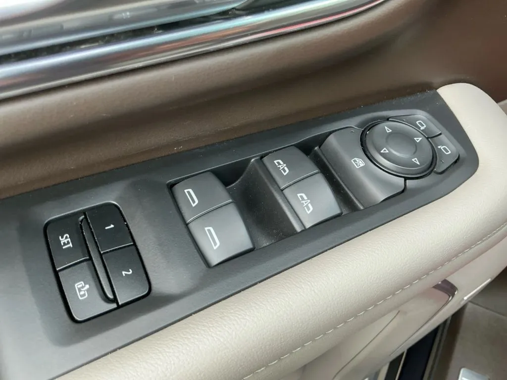 Chevrolet Tahoe photo 10