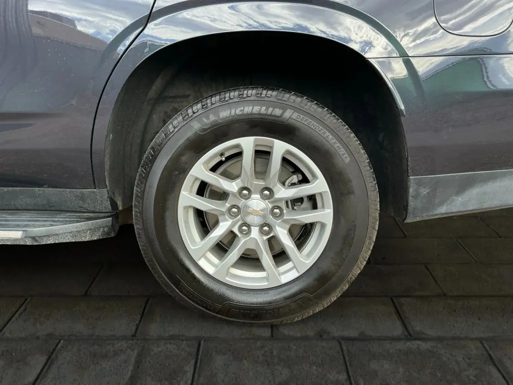Chevrolet Tahoe photo 18