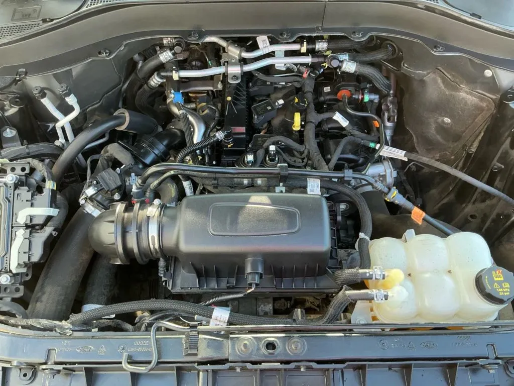 Ford Explorer photo 25