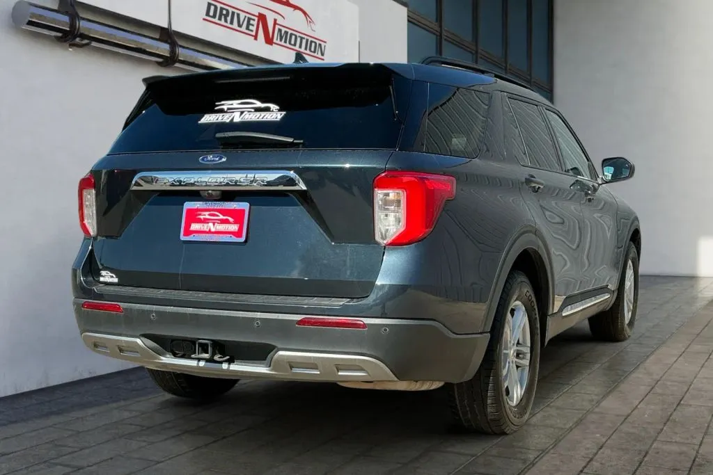Ford Explorer photo 19