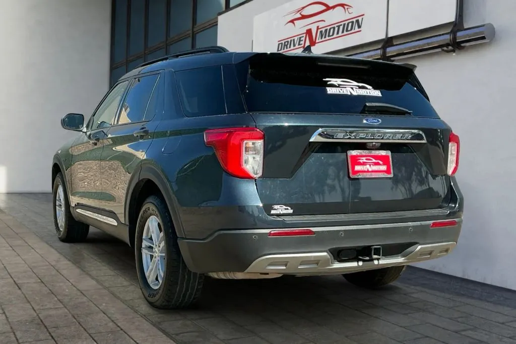 More photos of 2023 Ford Explorer XLT Sport Utility 4D at Drive N-Motion Greeley, CO