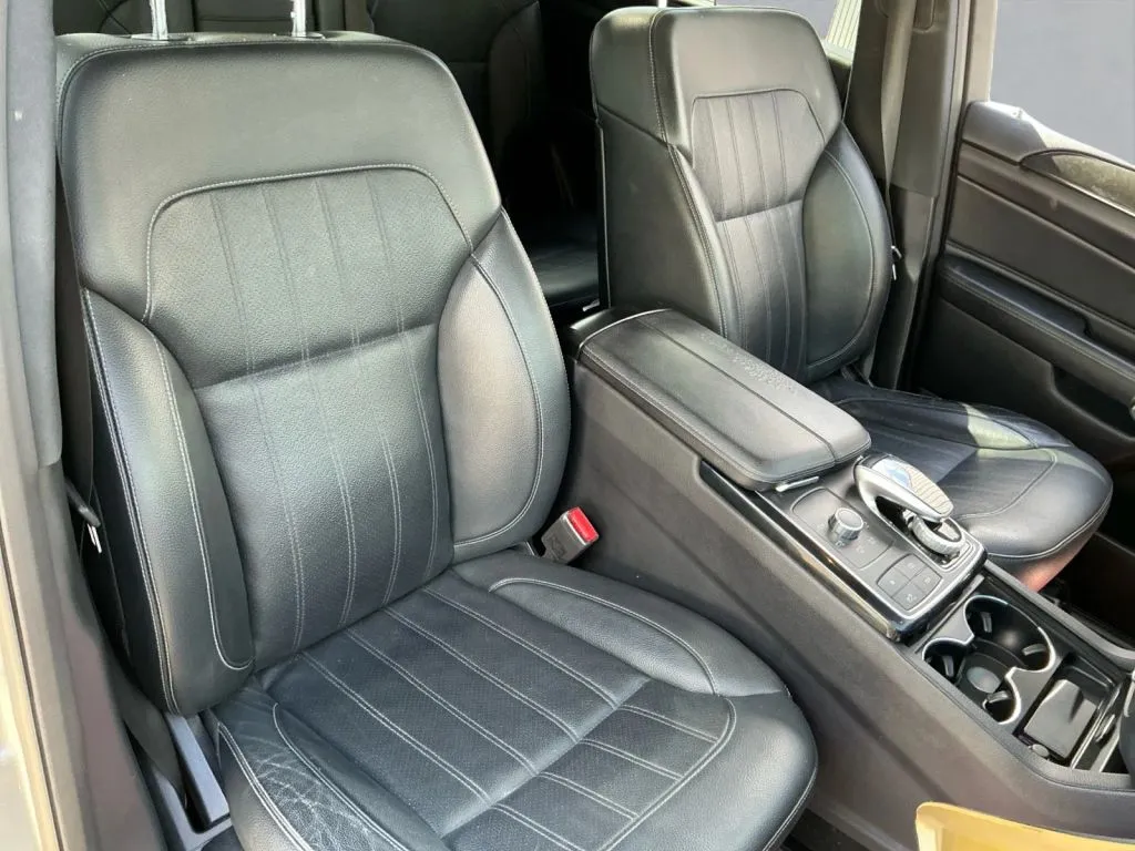 Mercedes-Benz GLS photo 22