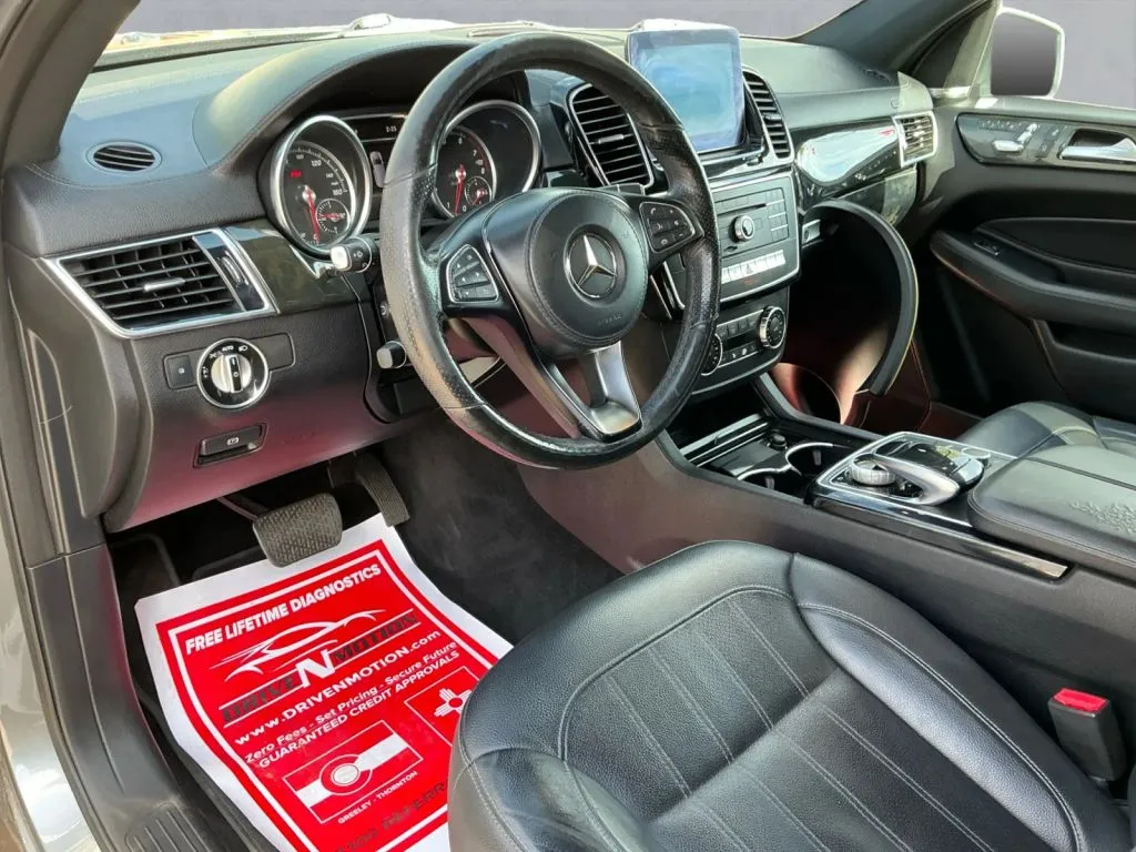 Mercedes-Benz GLS photo 13