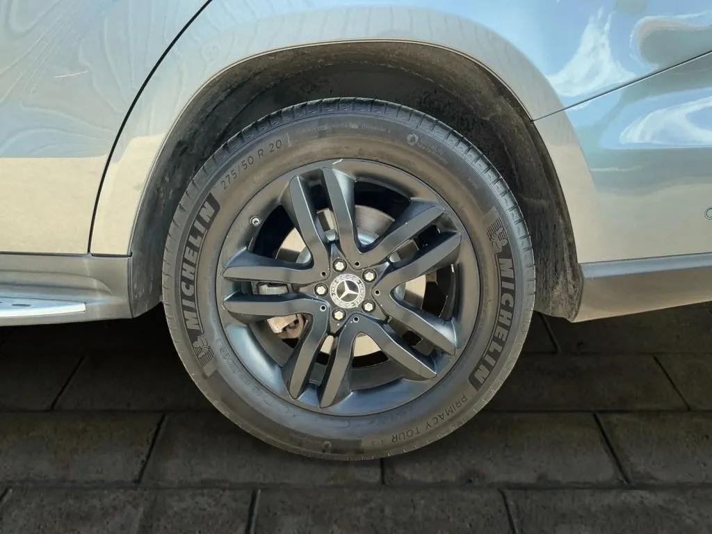 Mercedes-Benz GLS photo 18