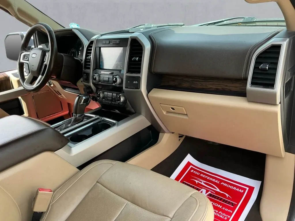 Ford F-150 photo 21