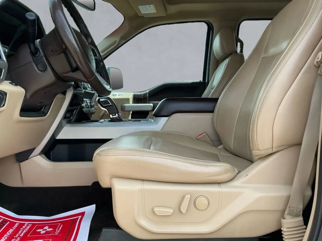Ford F-150 photo 12