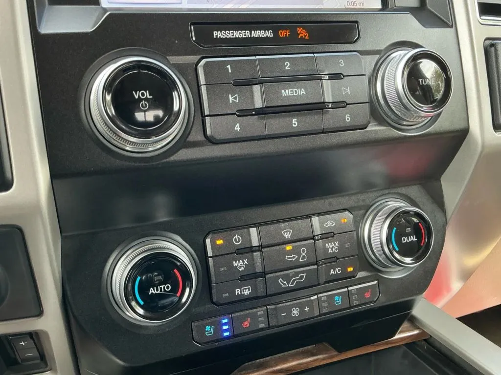 Ford F-150 photo 35