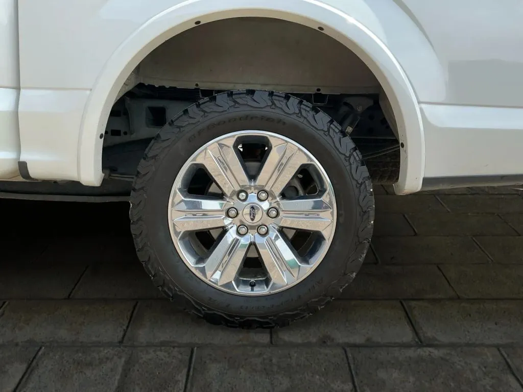 Ford F-150 photo 18