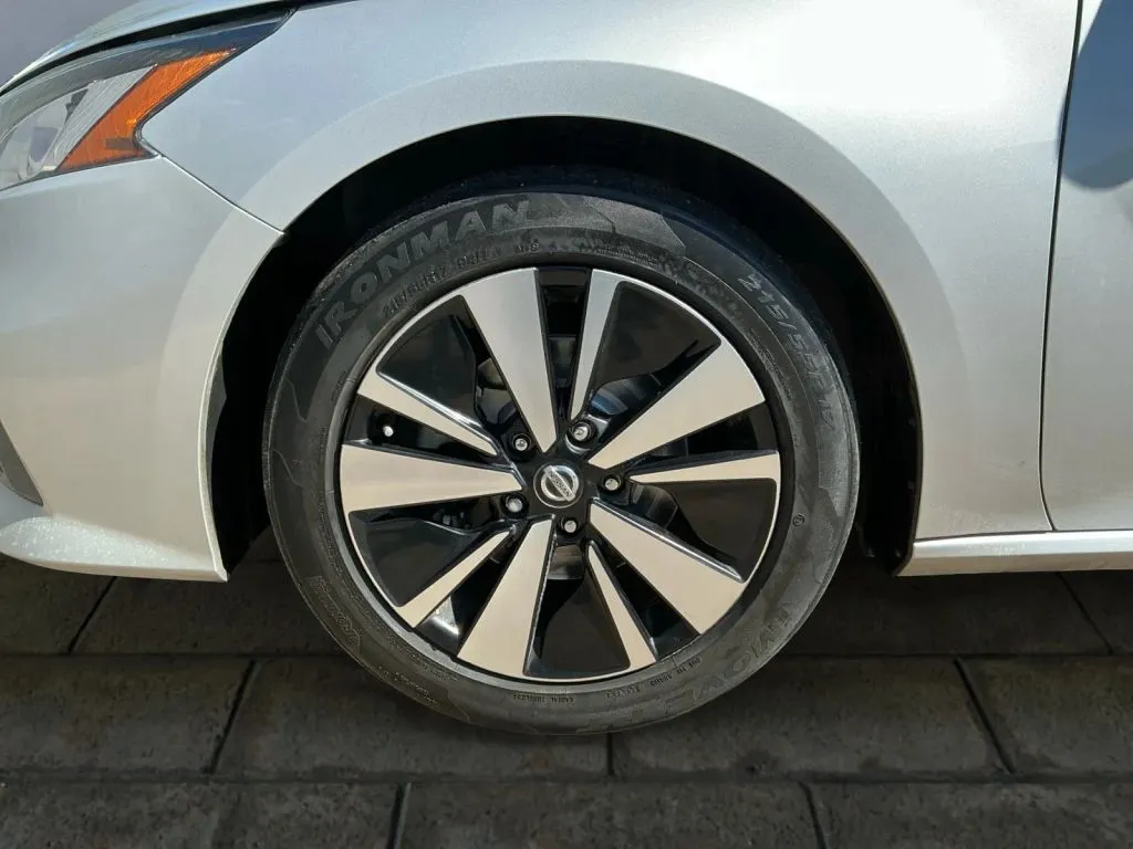Nissan Altima photo 24