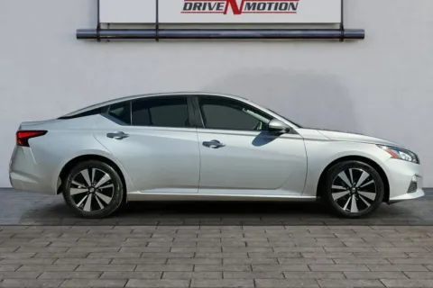 Photos of 2021 Nissan Altima 2.5 SV Sedan 4D for sale in Greeley, CO at Drive N-Motion Greeley