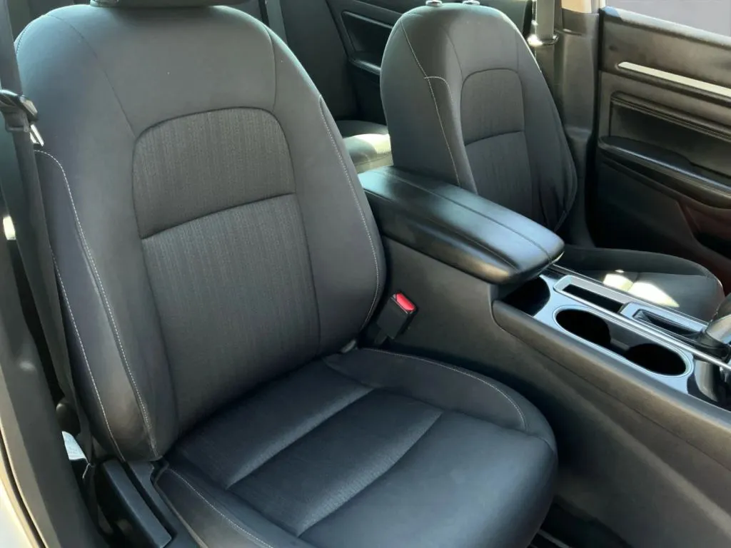 Nissan Altima photo 22