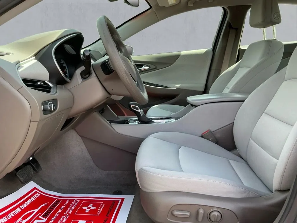 Chevrolet Malibu photo 12