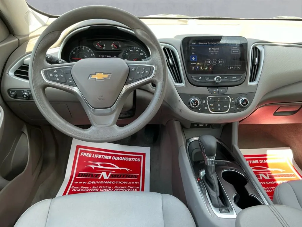 Chevrolet Malibu photo 16