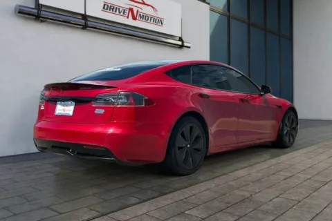More photos of 2021 Tesla Model S Plaid Sedan 4D at Drive N-Motion Greeley, CO