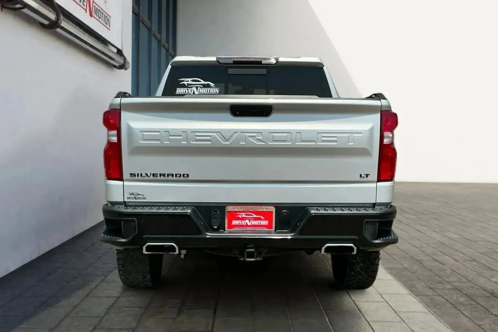 More photos of 2020 Chevrolet Silverado 1500 Crew Cab LT Trail Boss Pickup 4D 5 3/4 ft at Drive N-Motion Greeley, CO