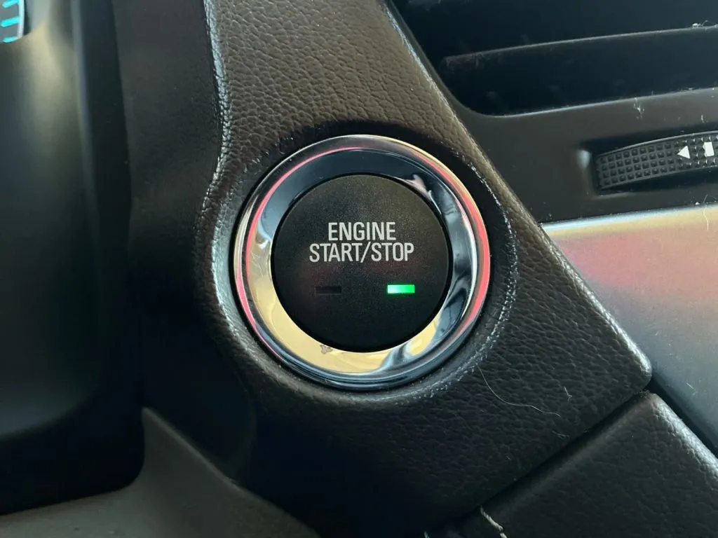 Chevrolet Suburban photo 34