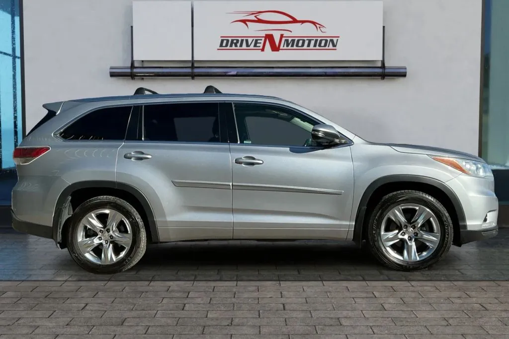 Another view of 2015 Toyota Highlander Limited Sport Utility 4D for sale in Greeley, CO at Drive N-Motion Greeley