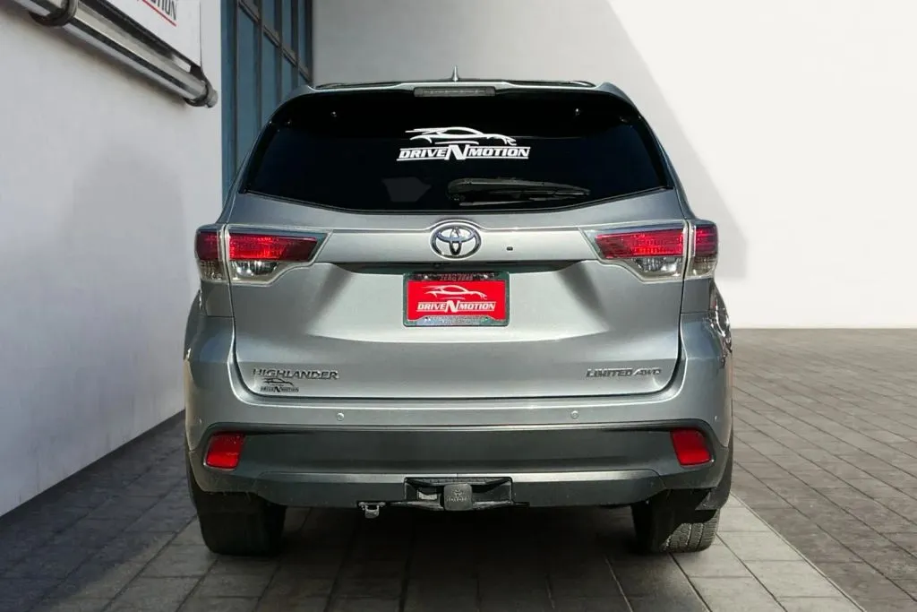 More photos of 2015 Toyota Highlander Limited Sport Utility 4D at Drive N-Motion Greeley, CO