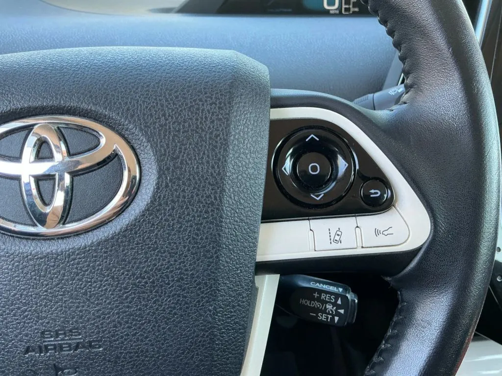 Toyota Prius photo 27