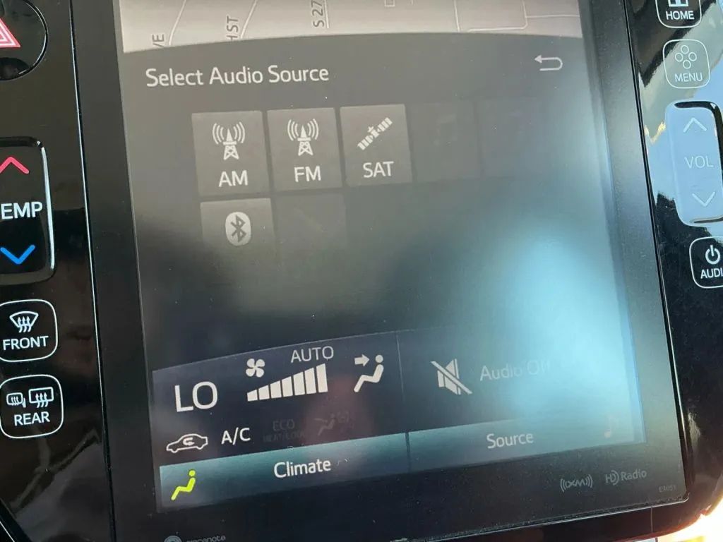 Toyota Prius photo 28