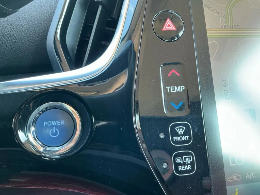 Toyota Prius photo 31