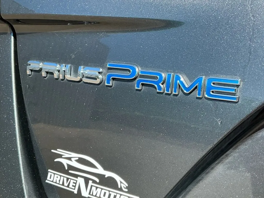 Toyota Prius photo 18