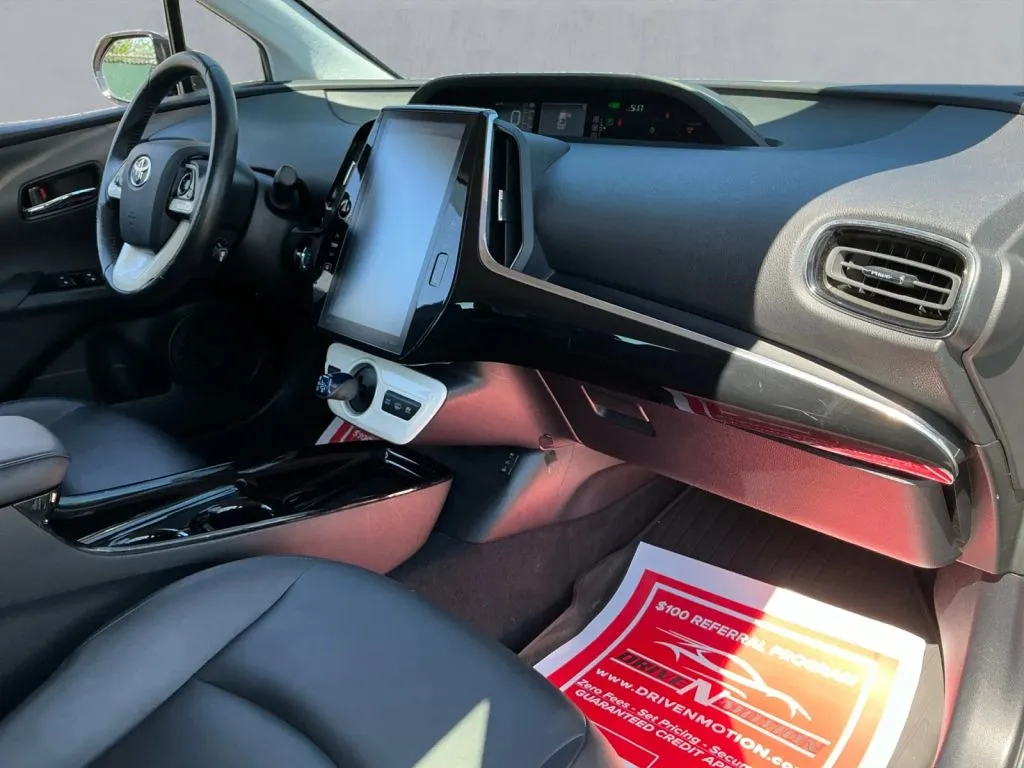 Toyota Prius photo 20