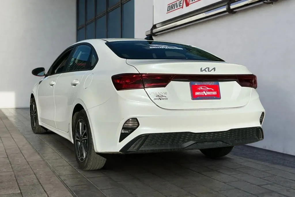 Kia Forte photo 6