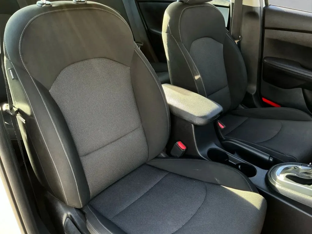 Kia Forte photo 22