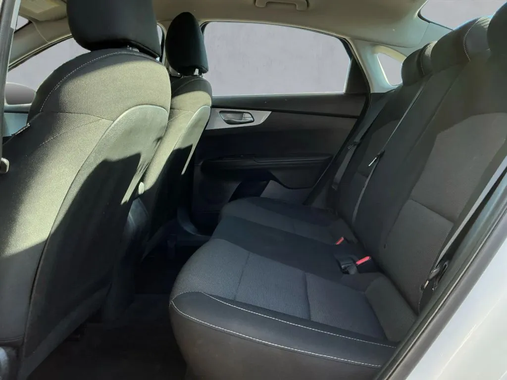 Kia Forte photo 14
