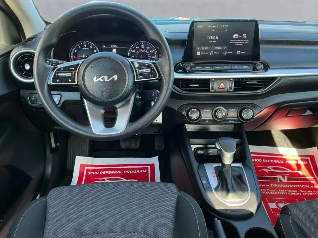 Kia Forte photo 16