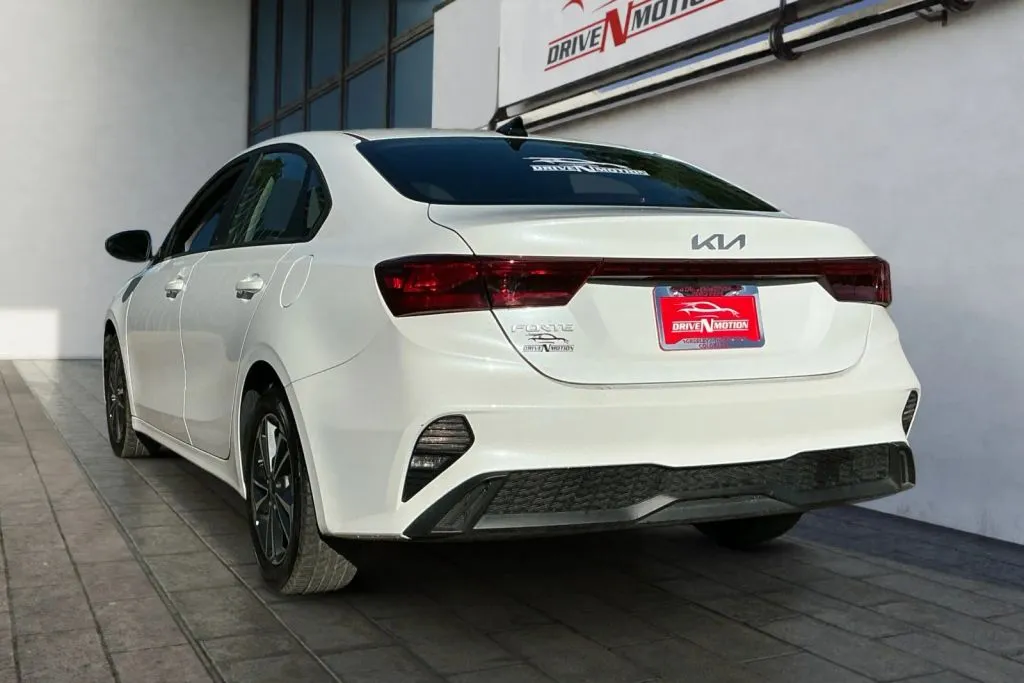 Kia Forte photo 6