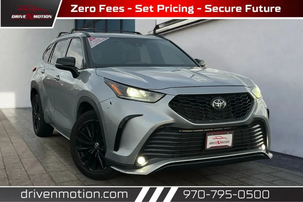 Silver 2023 Toyota Highlander XSE Sport Utility 4D for sale in Greeley, CO